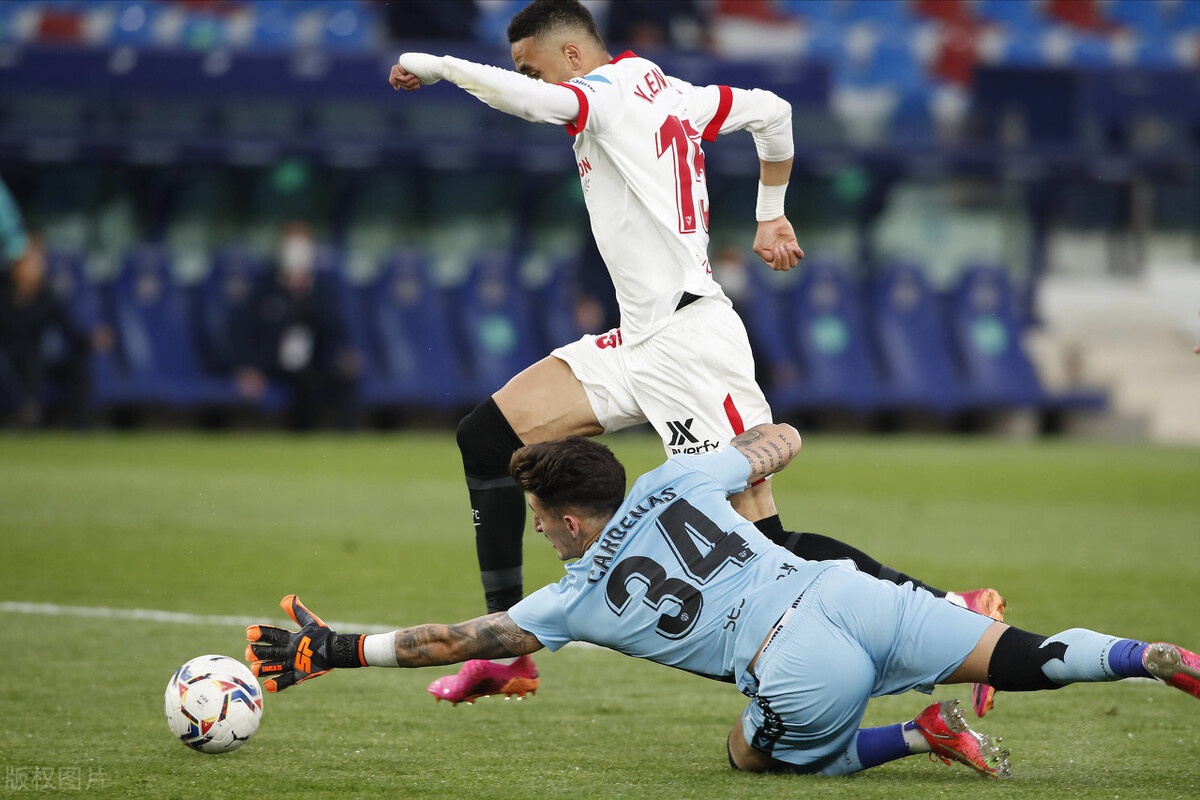 仍有逆转可能？亚马尔携20名亲友赴金球盛典，获奖无奖金